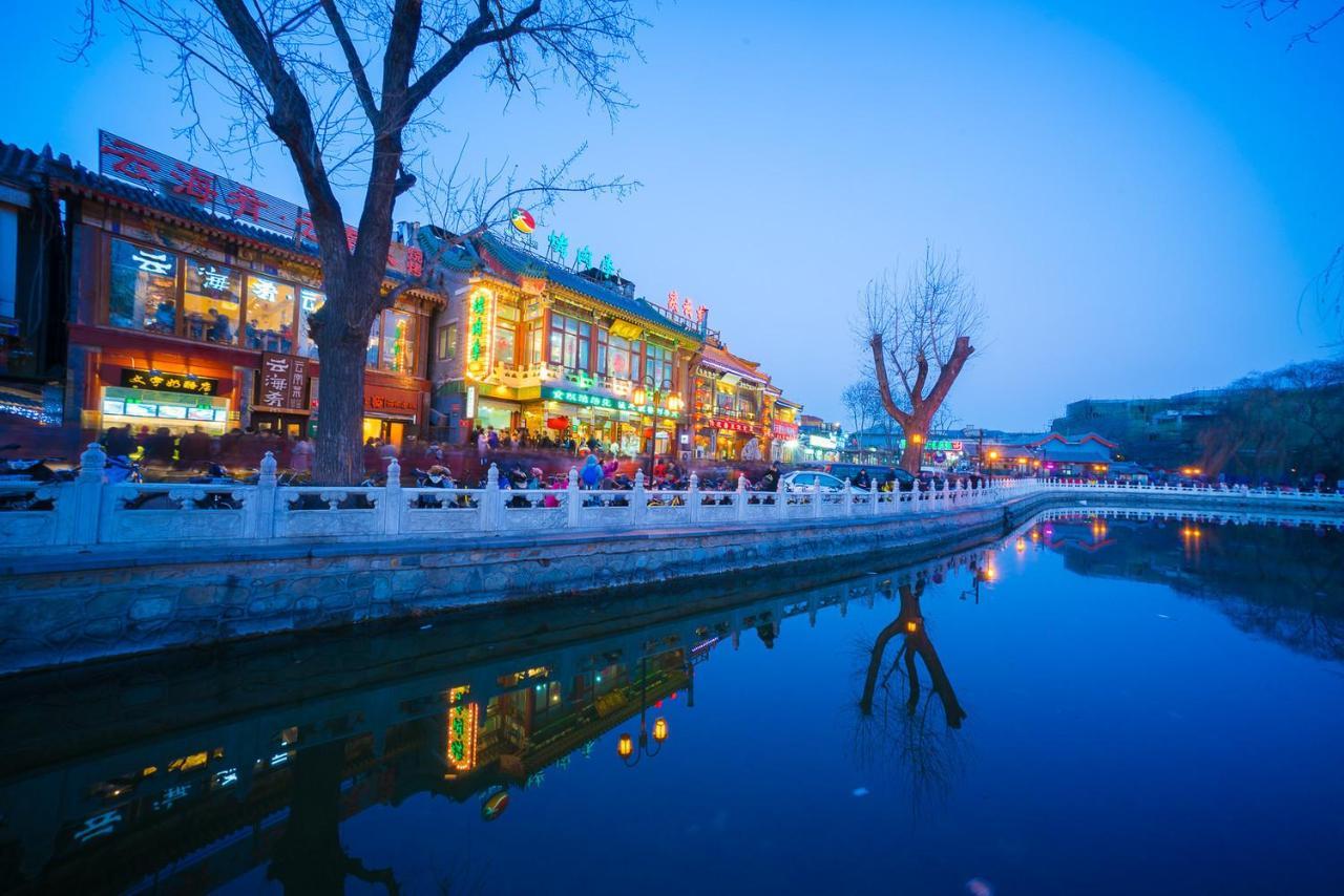 The East Hotel-Very Close To The Drum Tower,The Lama Temple,Houhai Bar Street,And The Forbidden City,There Are Many Old Beijing Traditional Hutongs Around The Hotel ,Experience The Culture Of Old Beijing Hutongs,Near Exit A Of Shichahai On Metro Line Luaran gambar